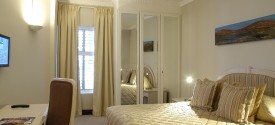 The Peninsula All-Suite Hotel - Peninsula Bedroom