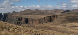 Drakensberg Mountain Tours - Drakensberg Hike